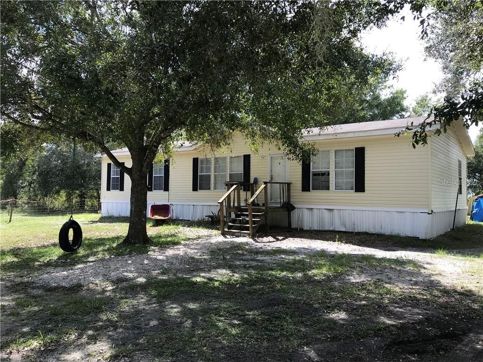 Recently Sold: $155,000 (3 beds, 2 baths, 1568 Square Feet)