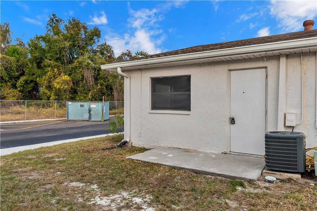 Recently Sold: $72,500 (1 beds, 1 baths, 672 Square Feet)