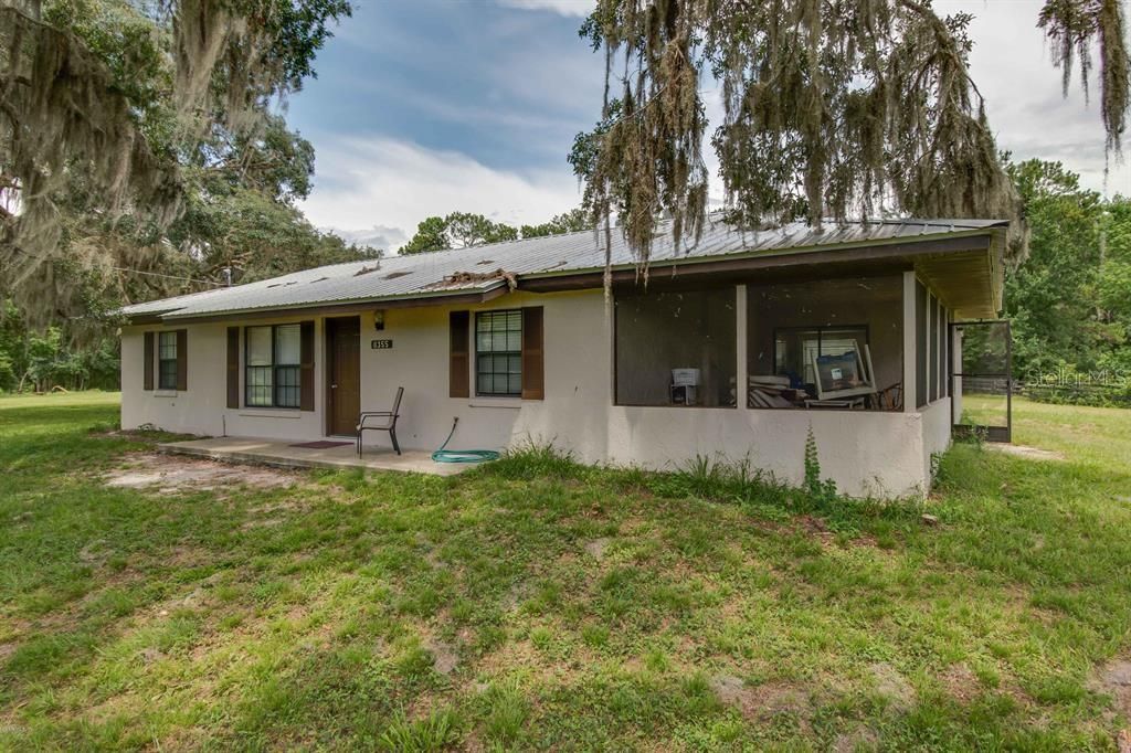 Recently Sold: $1,600,000 (3 beds, 2 baths, 2750 Square Feet)