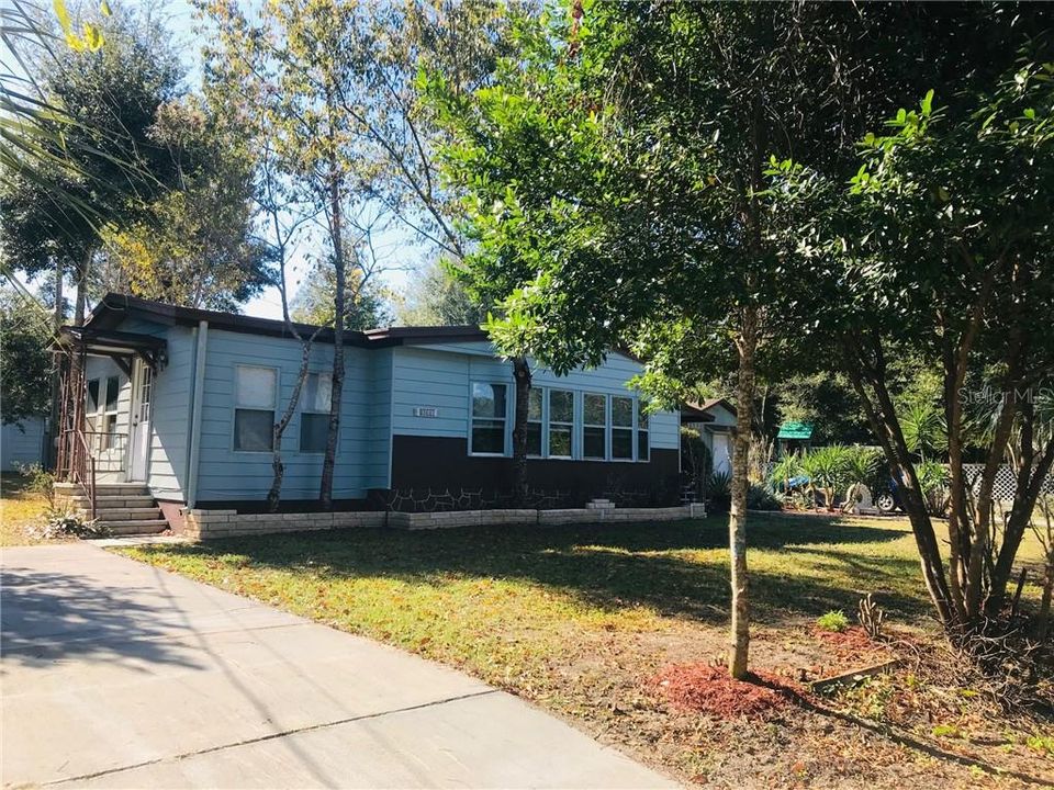Recently Sold: $89,900 (3 beds, 2 baths, 1404 Square Feet)