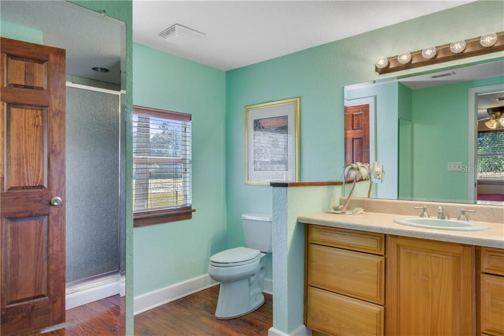 Recently Sold: $350,000 (2 beds, 2 baths, 1314 Square Feet)
