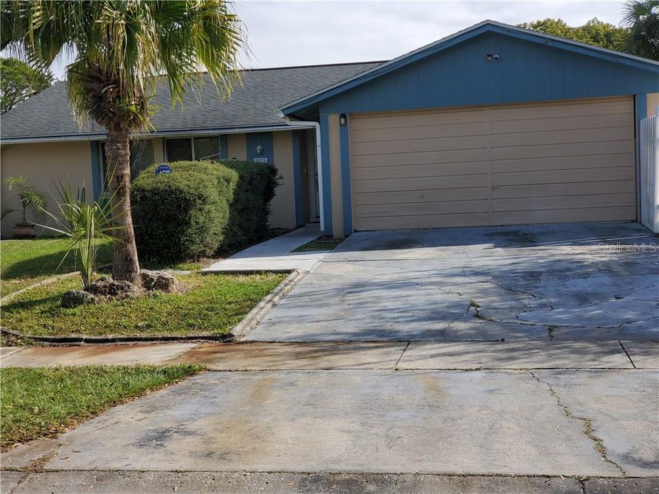 Recently Sold: $275,000 (4 beds, 3 baths, 1709 Square Feet)