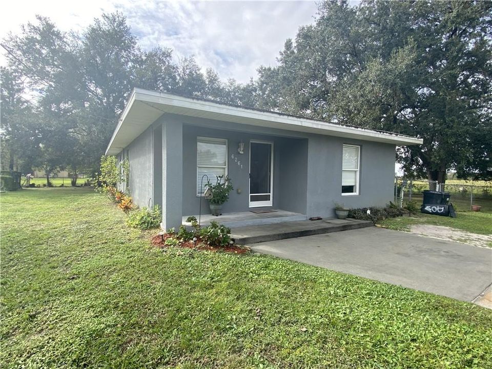 Recently Sold: $149,500 (2 beds, 1 baths, 1136 Square Feet)