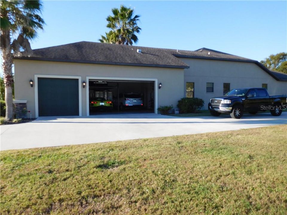 Recently Sold: $530,000 (4 beds, 3 baths, 3087 Square Feet)