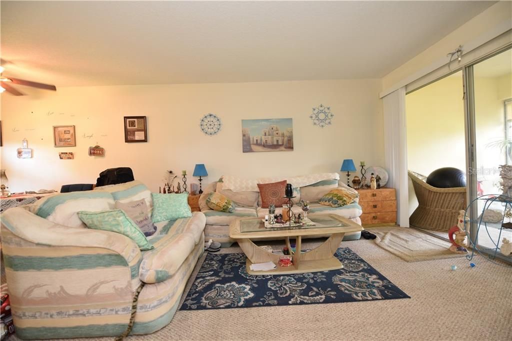 Recently Sold: $72,000 (1 beds, 1 baths, 645 Square Feet)