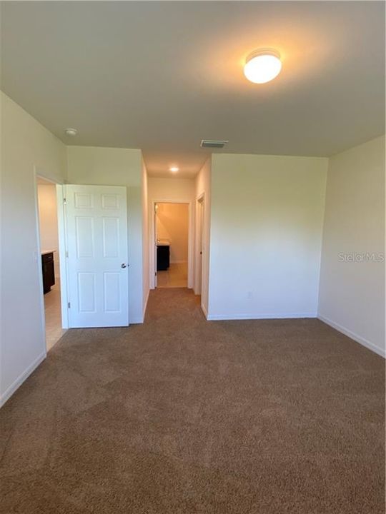 Recently Rented: $1,750 (3 beds, 2 baths, 1672 Square Feet)