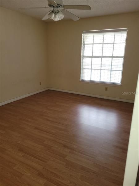 Recently Rented: $900 (1 beds, 1 baths, 627 Square Feet)