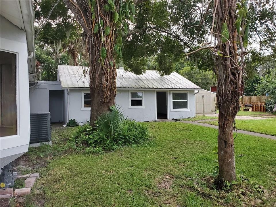 Recently Rented: $780 (2 beds, 1 baths, 680 Square Feet)