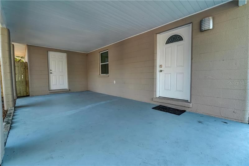 Recently Rented: $3,900 (2 beds, 1 baths, 1161 Square Feet)