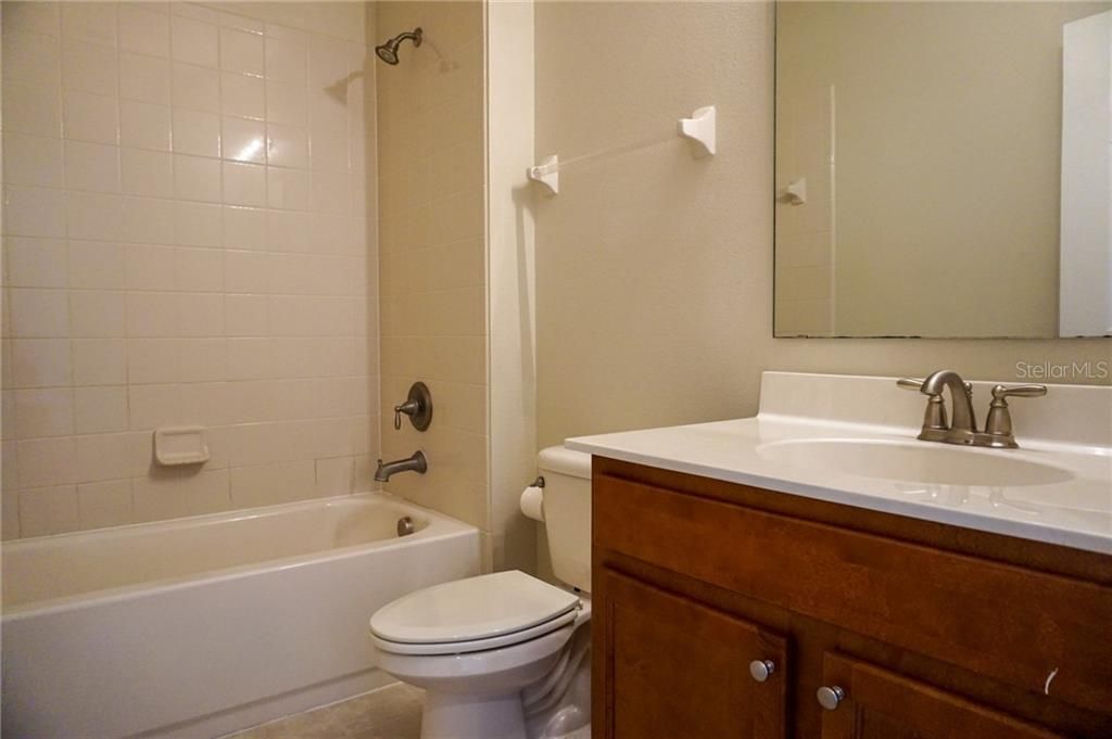最近租的: $1,025 (2 贝兹, 2 浴室, 1056 平方英尺)