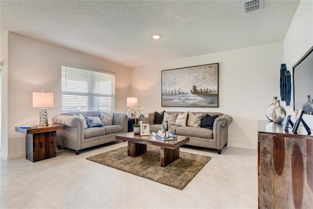 Recently Sold: $253,210 (3 beds, 2 baths, 1672 Square Feet)