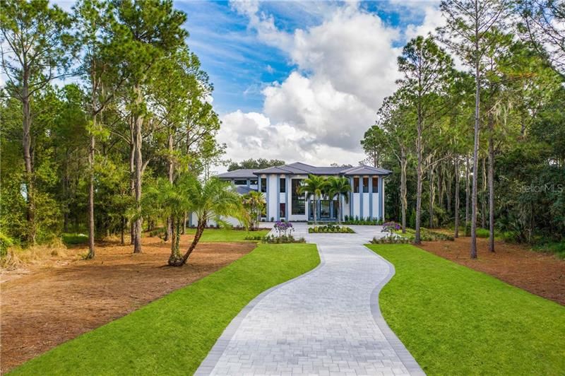 Recently Sold: $2,800,000 (5 beds, 5 baths, 7646 Square Feet)