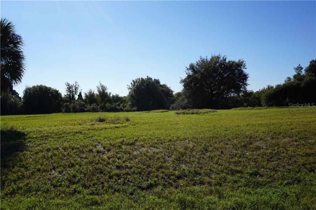 En Venta: $150,000 (1.23 acres)