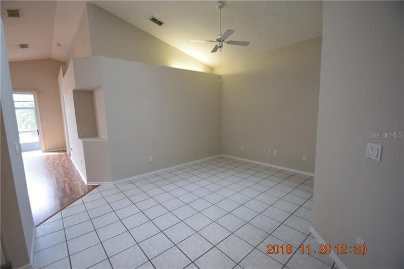 Recently Rented: $1,295 (2 beds, 2 baths, 1213 Square Feet)