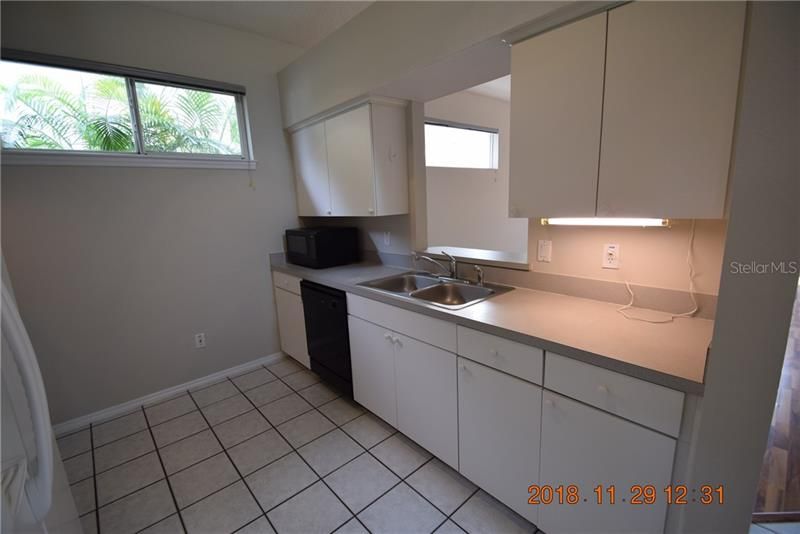 Recently Rented: $1,295 (2 beds, 2 baths, 1213 Square Feet)