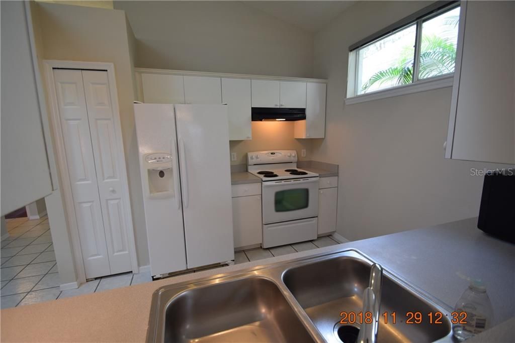 Recently Rented: $1,295 (2 beds, 2 baths, 1213 Square Feet)