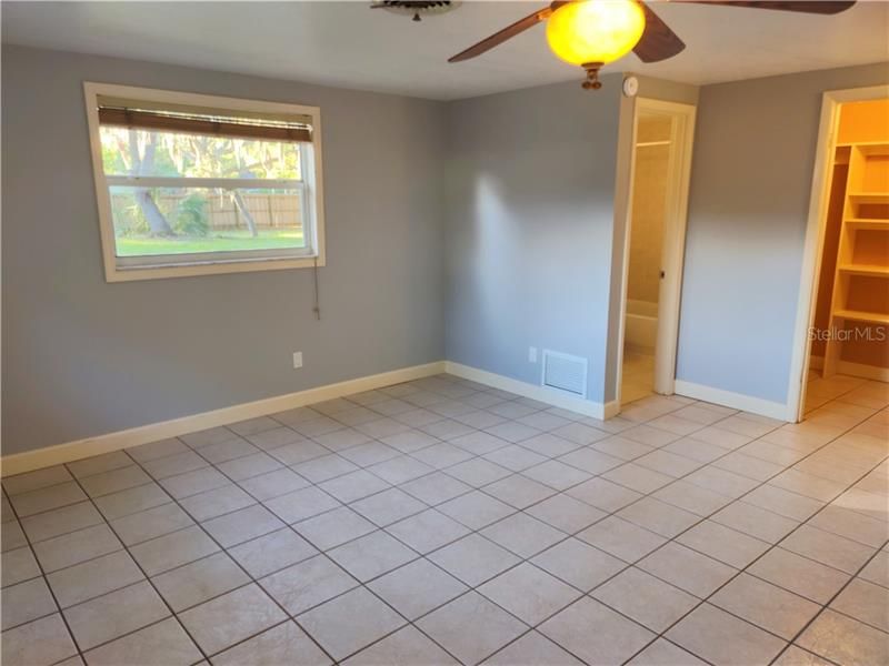 Recently Rented: $1,500 (2 beds, 2 baths, 1148 Square Feet)