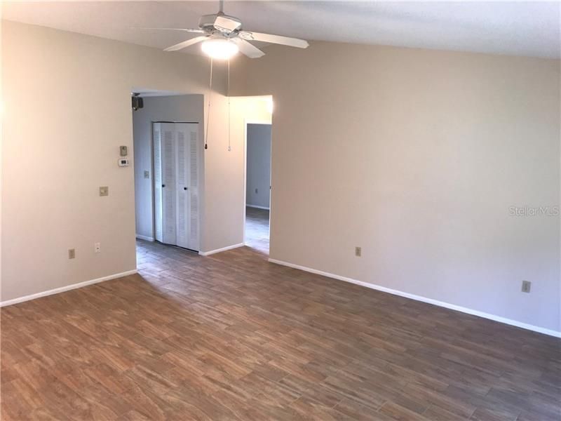 Recently Rented: $1,200 (2 beds, 2 baths, 1030 Square Feet)