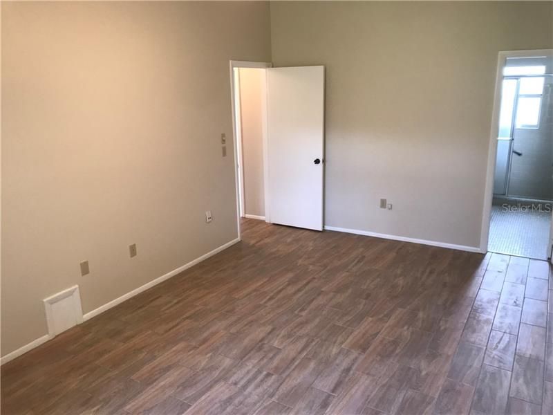 Recently Rented: $1,200 (2 beds, 2 baths, 1030 Square Feet)