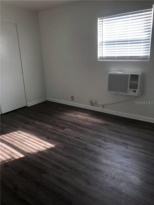 Recently Rented: $825 (1 beds, 1 baths, 500 Square Feet)