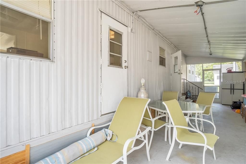 Recently Sold: $90,500 (3 beds, 2 baths, 1104 Square Feet)