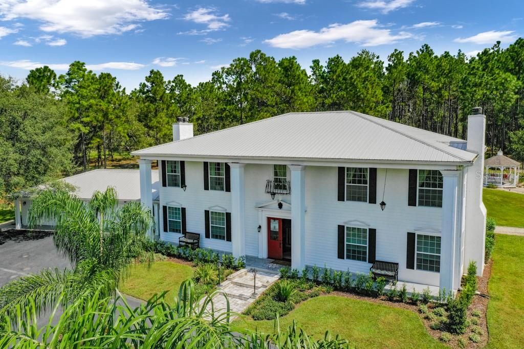 Recently Sold: $650,000 (5 beds, 4 baths, 4240 Square Feet)