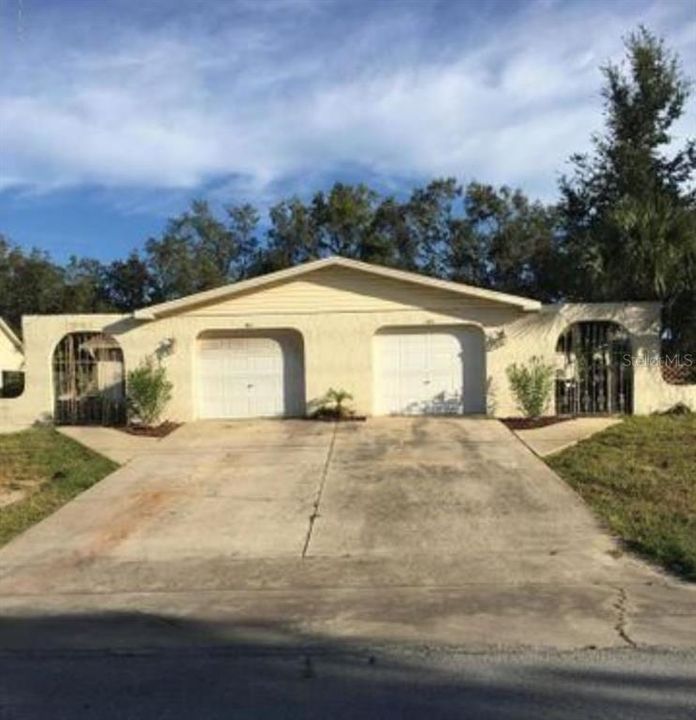 Recently Sold: $225,000 (0 beds, 0 baths, 2001 Square Feet)