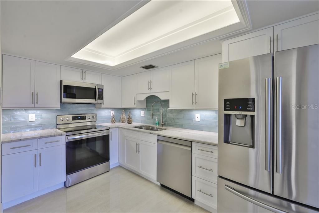 Beautifully updated kitchen with high end stainless appliances