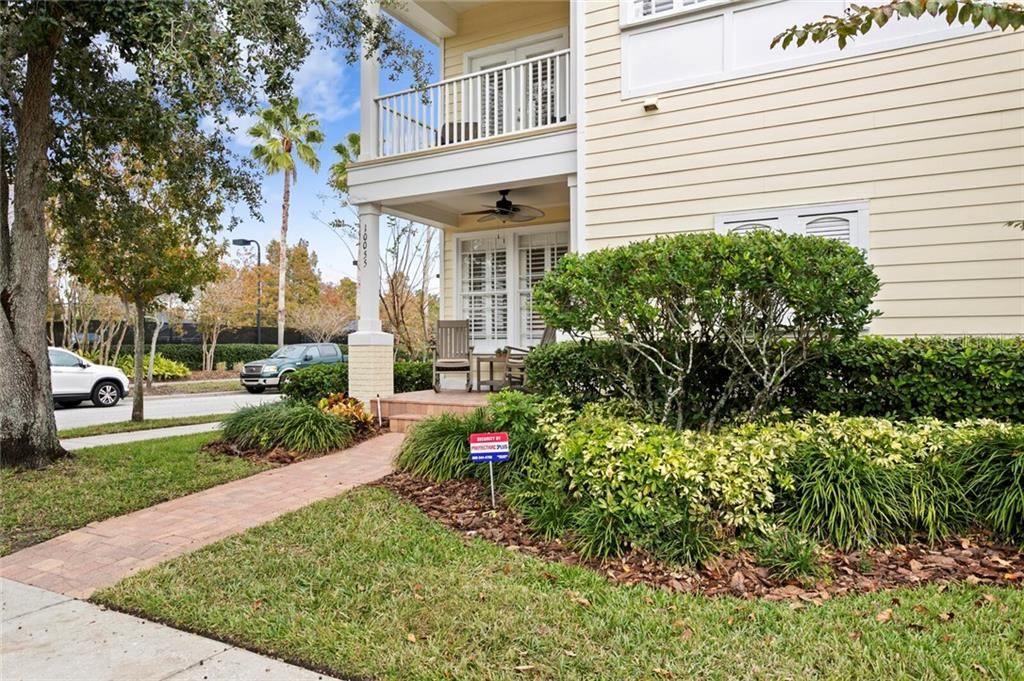 Recently Sold: $430,000 (3 beds, 2 baths, 2013 Square Feet)