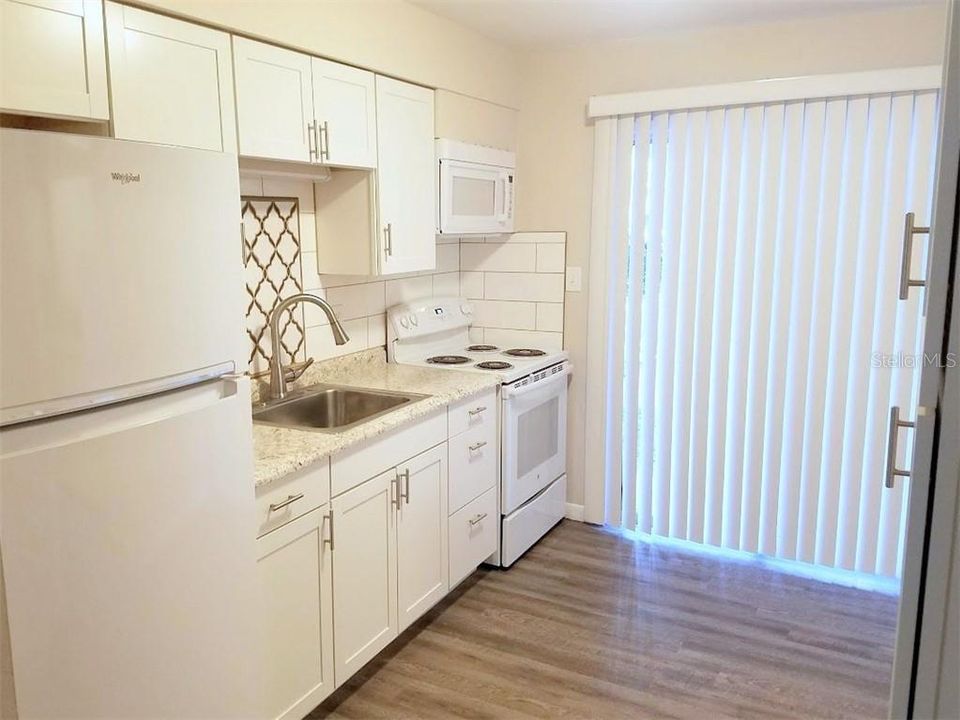 Recently Rented: $1,100 (2 beds, 1 baths, 750 Square Feet)