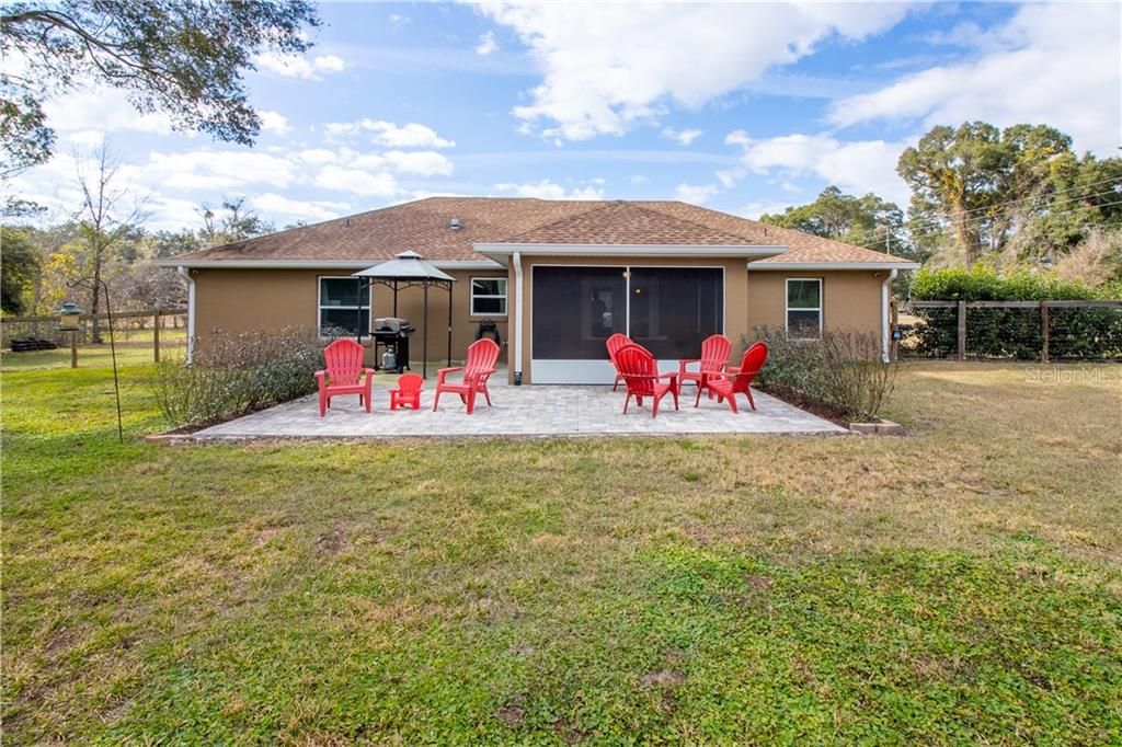 Recently Sold: $259,900 (3 beds, 2 baths, 1564 Square Feet)