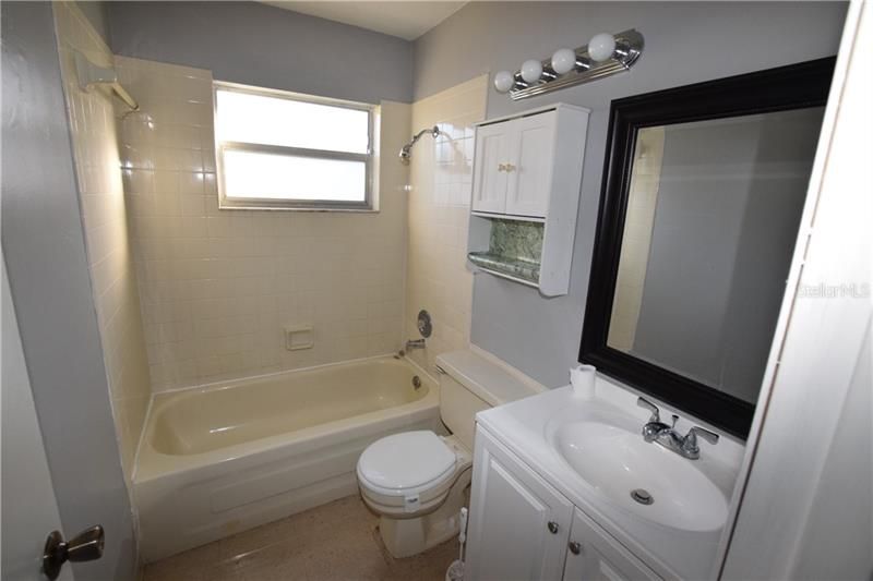 Недавно арендовано: $1,100 (2 спален, 2 ванн, 966 Квадратных фут)