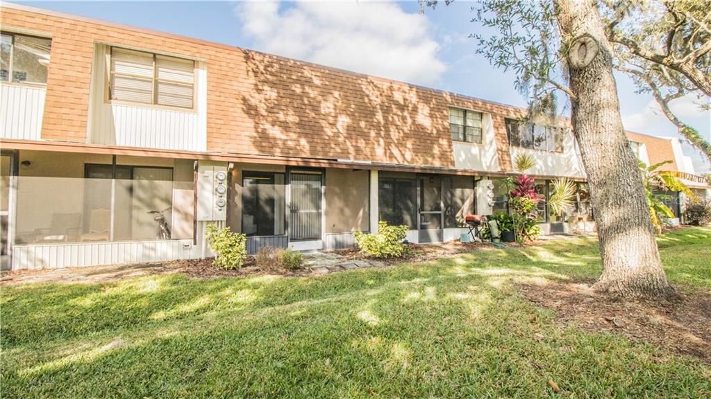 Recently Sold: $83,900 (2 beds, 1 baths, 662 Square Feet)