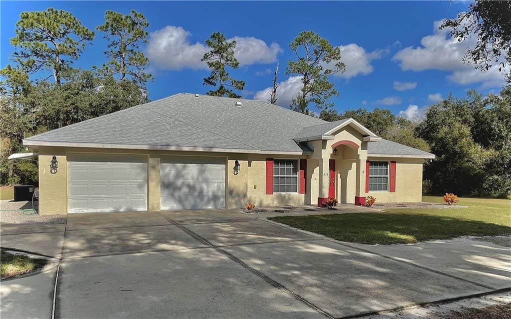 Recently Sold: $345,000 (3 beds, 2 baths, 1778 Square Feet)