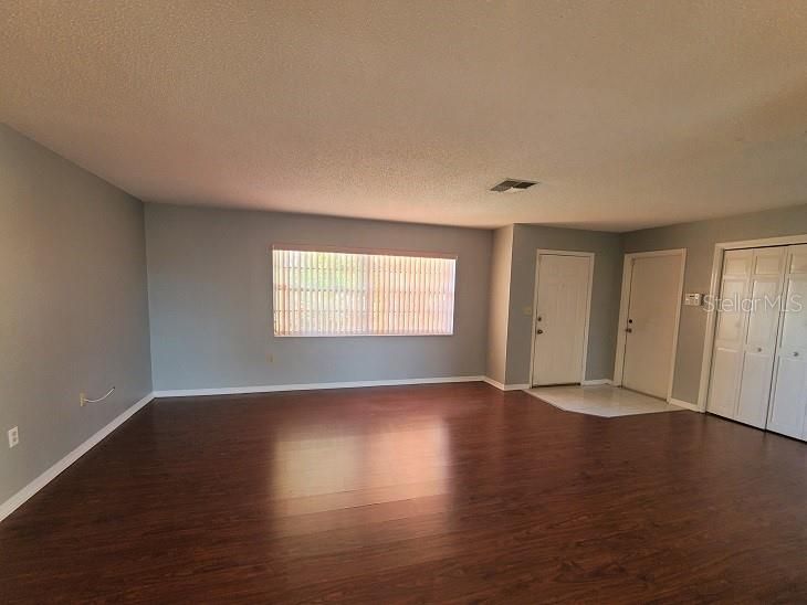 Recently Rented: $1,500 (3 beds, 2 baths, 1534 Square Feet)