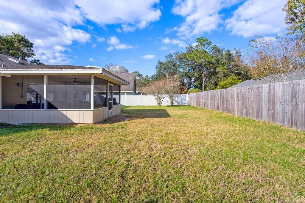 Recently Sold: $250,000 (3 beds, 2 baths, 1294 Square Feet)