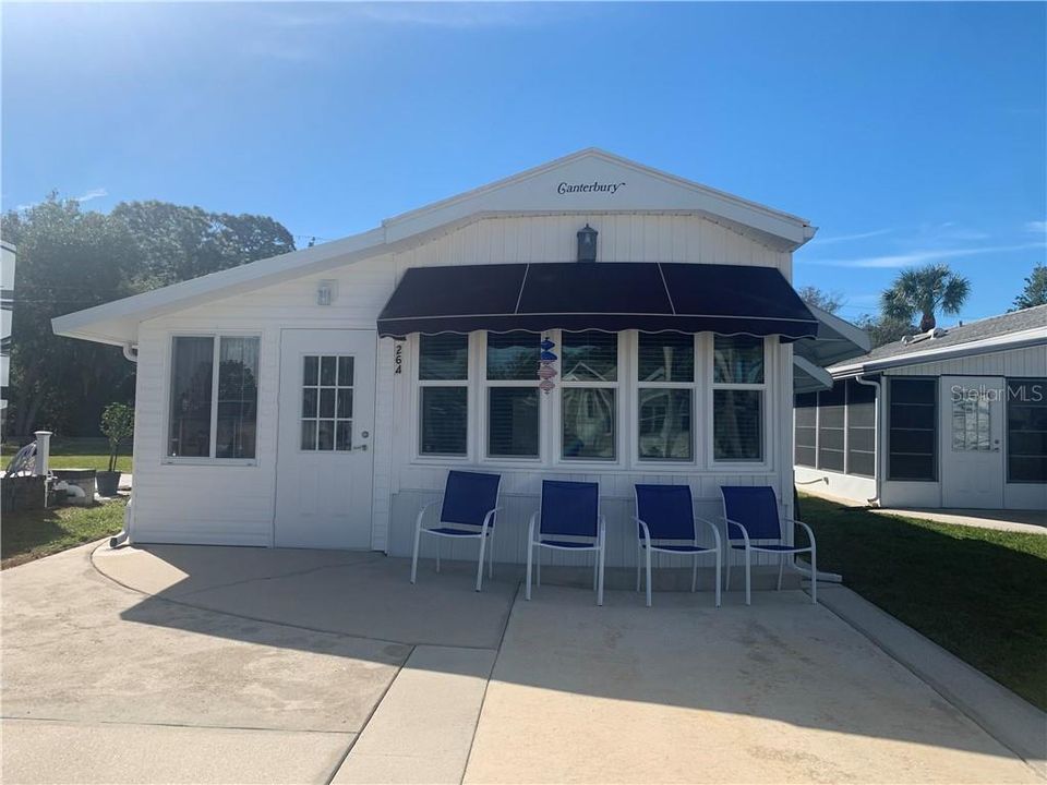 Recently Sold: $119,900 (1 beds, 1 baths, 671 Square Feet)