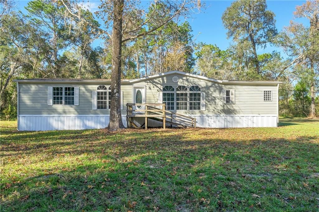 Recently Sold: $229,900 (3 beds, 2 baths, 1920 Square Feet)