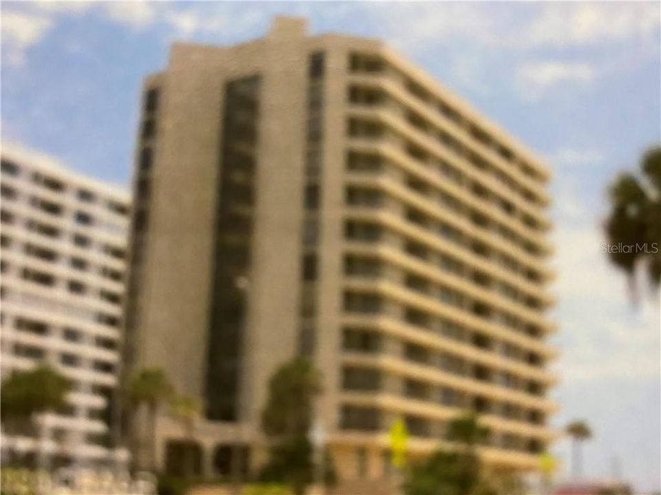 Недавно продано: $240,000 (2 спален, 2 ванн, 1189 Квадратных фут)