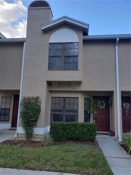 Recently Sold: $155,900 (2 beds, 2 baths, 1185 Square Feet)