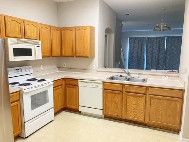 Recently Rented: $1,475 (2 beds, 2 baths, 1269 Square Feet)