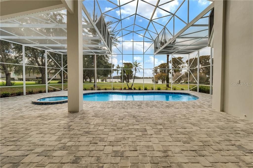 Gorgeous lake views from pool