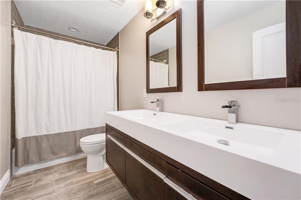 Недавно арендовано: $2,900 (4 спален, 2 ванн, 2011 Квадратных фут)