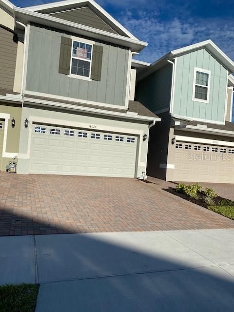 Recently Rented: $1,900 (3 beds, 2 baths, 1648 Square Feet)