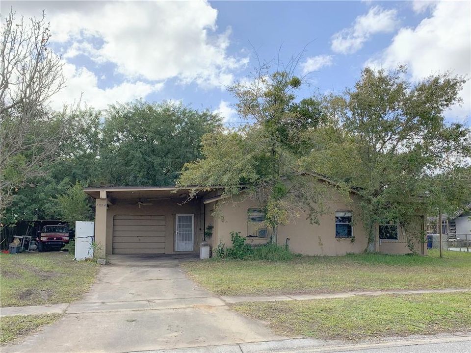 Recently Sold: $120,000 (4 beds, 2 baths, 1556 Square Feet)