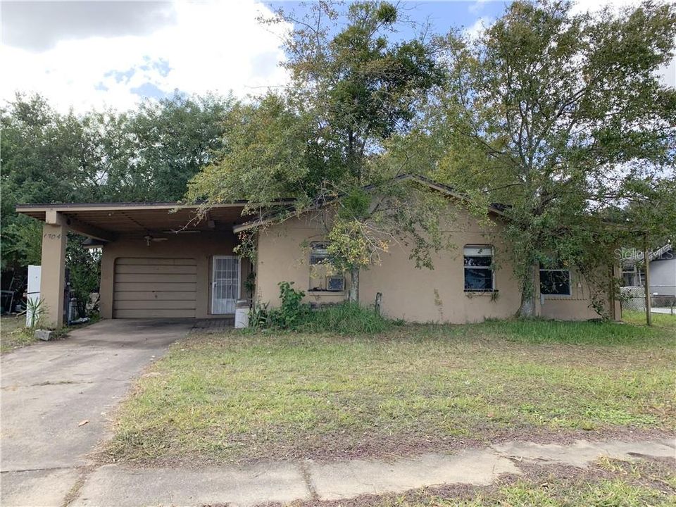 Recently Sold: $120,000 (4 beds, 2 baths, 1556 Square Feet)