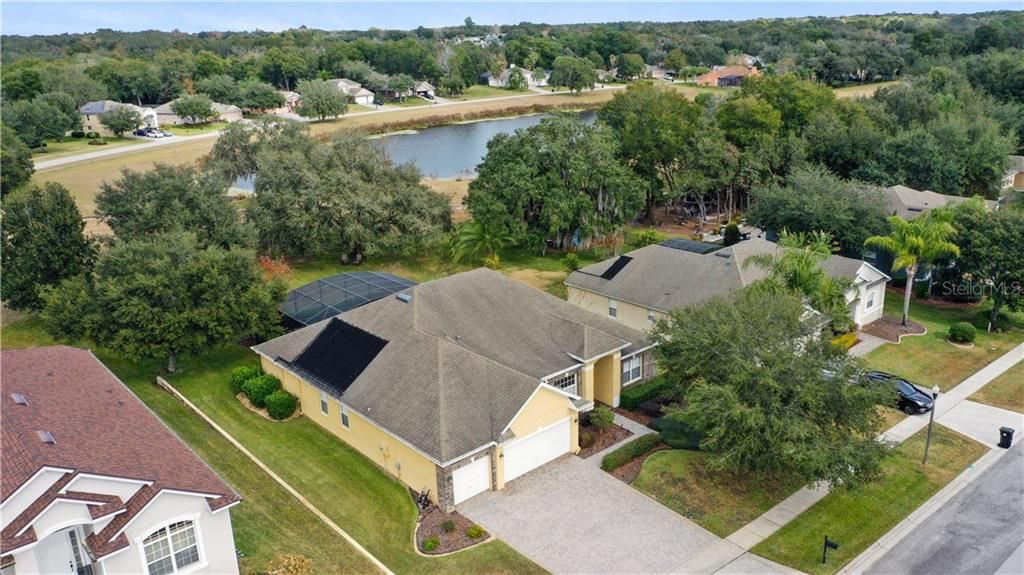 Recently Sold: $439,000 (3 beds, 3 baths, 2816 Square Feet)