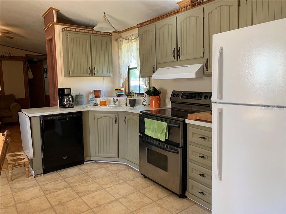 Recently Sold: $75,000 (2 beds, 2 baths, 938 Square Feet)