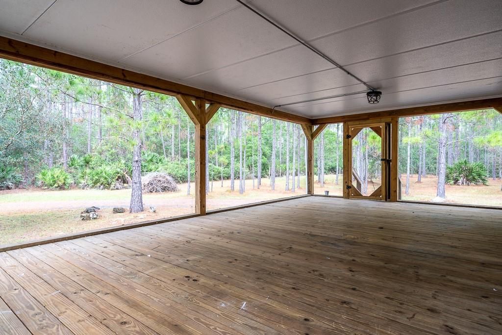 This huge screened porch is perfect for watching for deer and other wildlife.