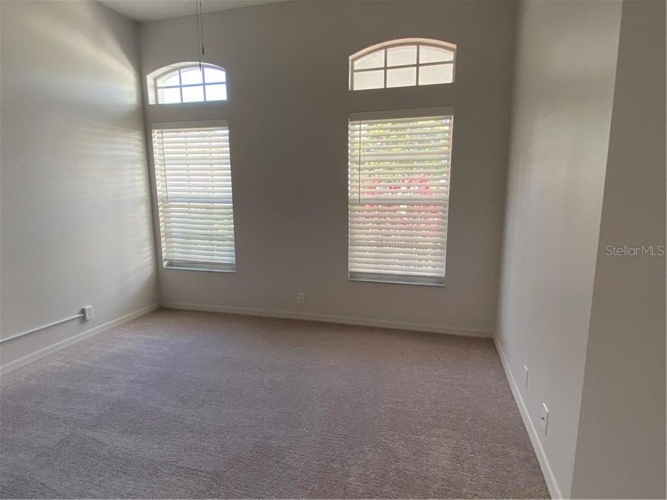 Recently Sold: $319,000 (2 beds, 2 baths, 1751 Square Feet)